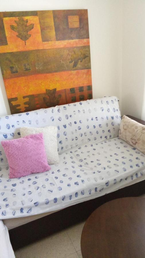 2 Bedroom Apartment In Makenzi 라르나카 외부 사진