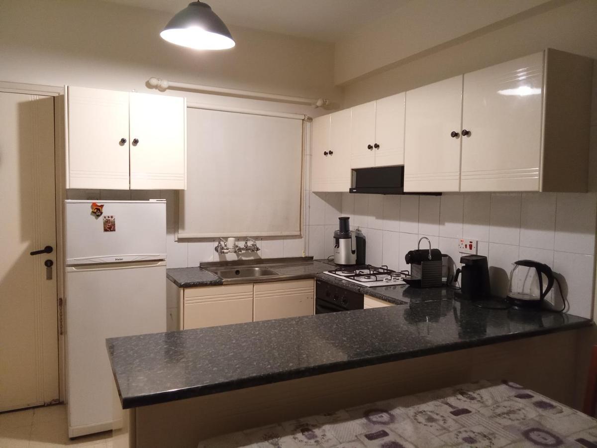 2 Bedroom Apartment In Makenzi 라르나카 외부 사진